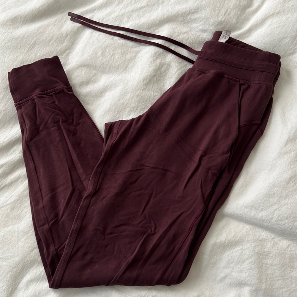 Lululemon jogger leggings